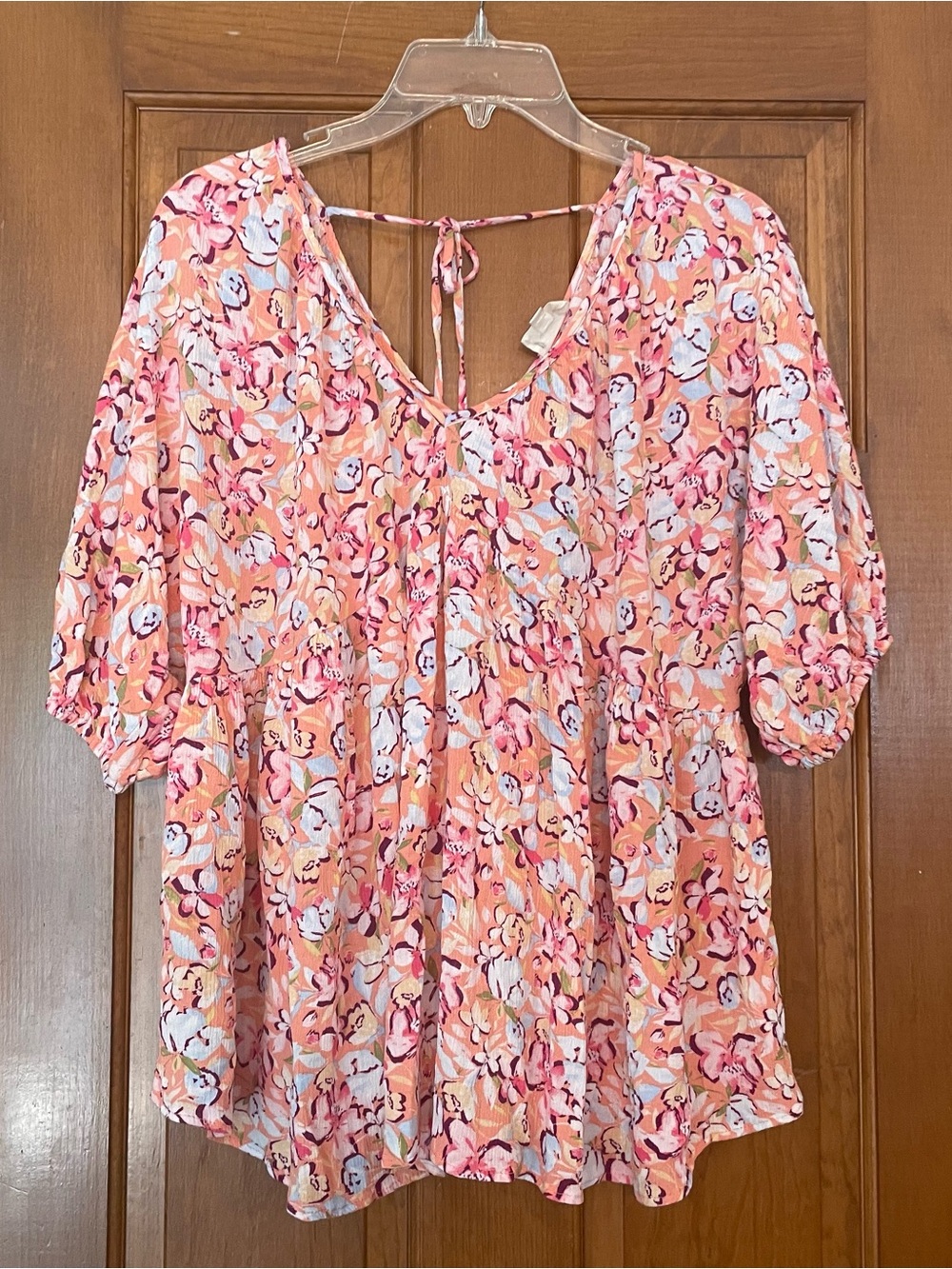 143 Story by Line Up Women’s Peach-Pink Floral Top, Tie-Neck, Size Large